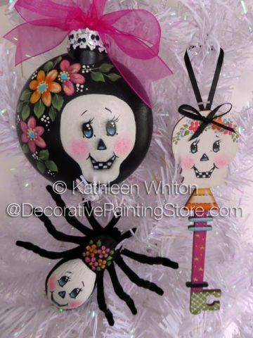 Skull Ornies Pattern - Kathleen Whiton - PDF DOWNLOAD